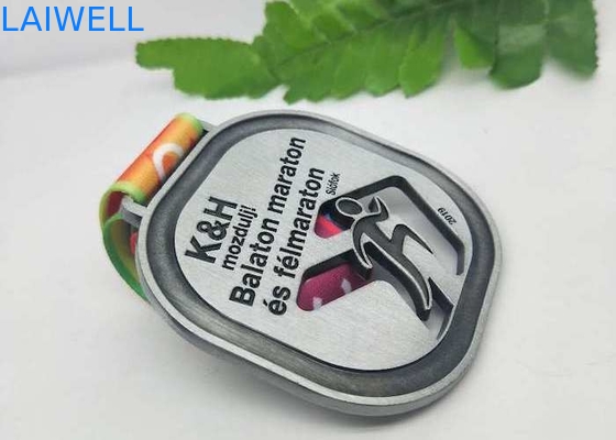 Hollow CNC Marathon Sports Metal Medal Retro Debossing